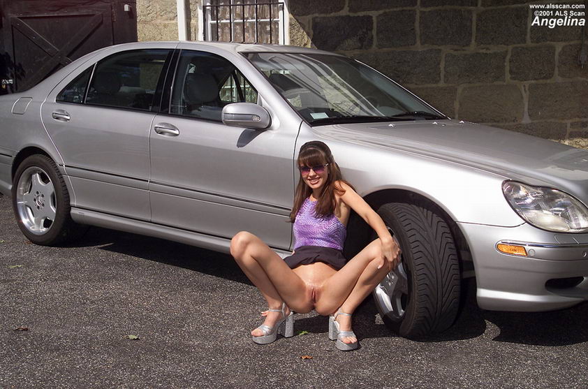 angelina-mercedes-004.jpg